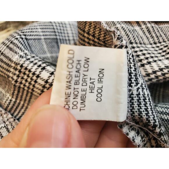 Kendall & Kylie Women's Plaid Belted Trousers Size Small - Picture 5 of 7